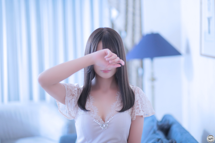 横浜風俗デリヘル 新人・逢実(あいみ) 写真